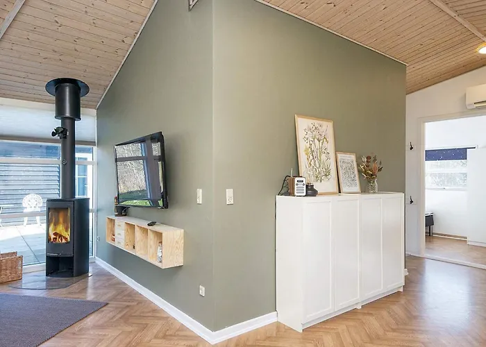 4 Star In Ansager-by Traum * Ansager